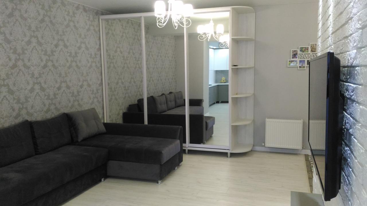Apartament Lux Sect. Riscani Chişinǎu Buitenkant foto
